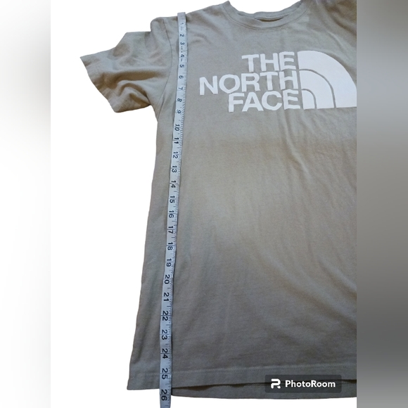 The North Face beige mens tee. - Picture 2 of 5